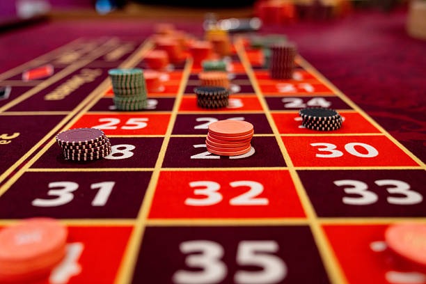 Player viewing a roulette table on mobile